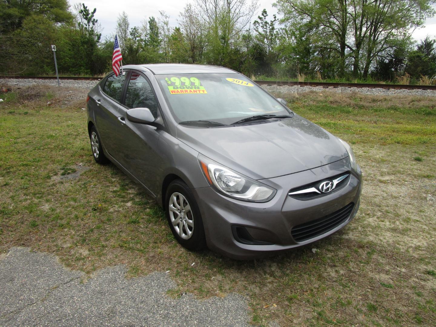 2014 Gray Hyundai Accent GLS 4-Door (KMHCT4AE9EU) with an 1.6L L4 DOHC 16V engine, Automatic transmission, located at 2553 Airline Blvd, Portsmouth, VA, 23701, (757) 488-8331, 36.813889, -76.357597 - ***VEHICLE TERMS*** Down Payment: $999 Weekly Payment: $75 APR: 23.9% Repayment Terms: 42 Months *** CALL ELIZABETH SMITH - DIRECTOR OF MARKETING @ 757-488-8331 TO SCHEDULE YOUR APPOINTMENT TODAY AND GET PRE-APPROVED RIGHT OVER THE PHONE*** - Photo#3